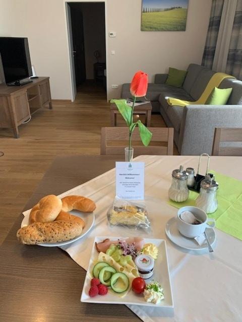 Mattone Aparthotel Lanzenkirchen Exterior foto