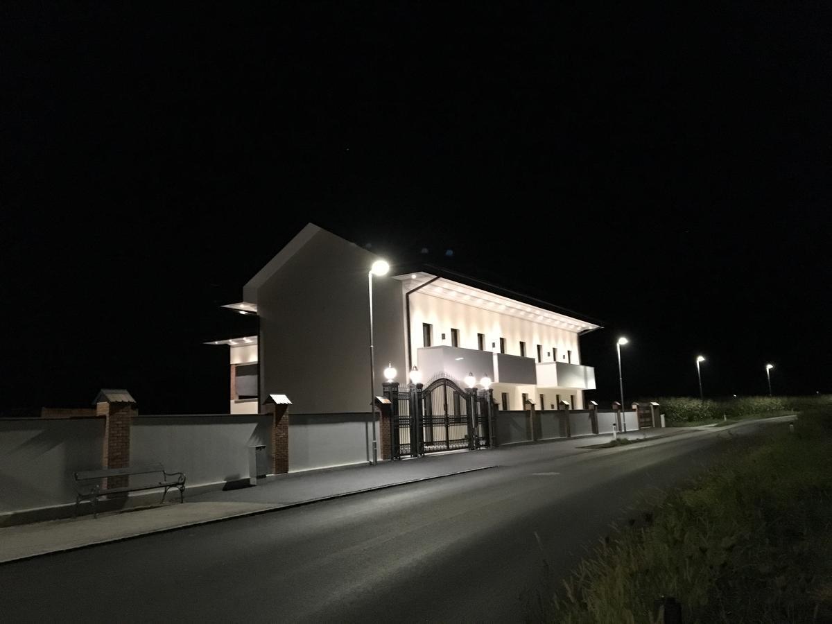 Mattone Aparthotel Lanzenkirchen Exterior foto