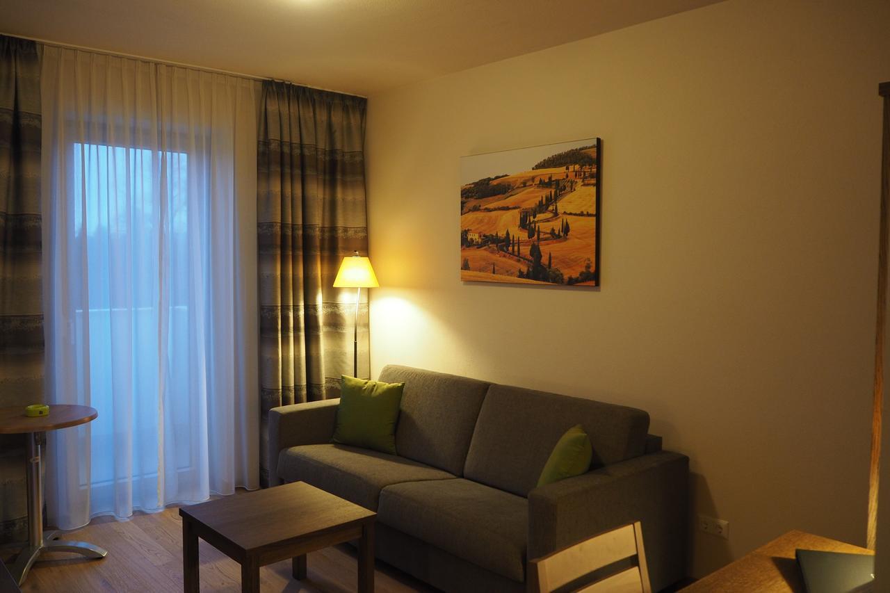 Mattone Aparthotel Lanzenkirchen Exterior foto